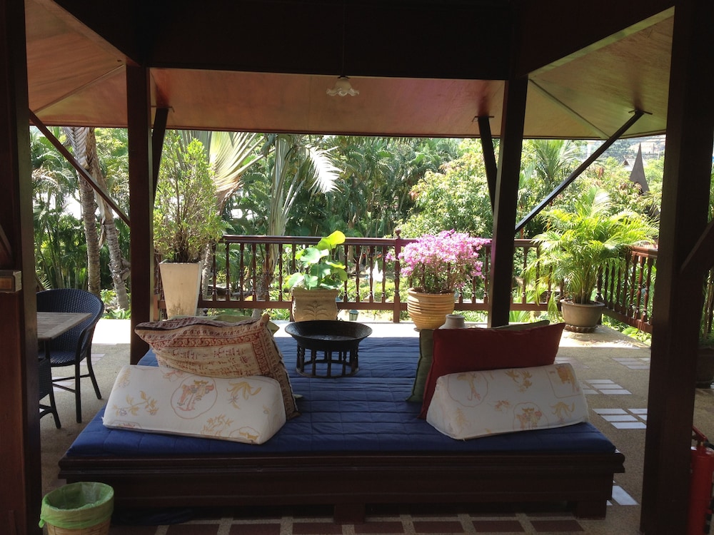 2 Bedroom Villa photo 2