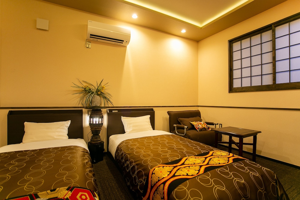 Deluxe Twin Room, New Building GR24 (No Vegetarian) photo 2