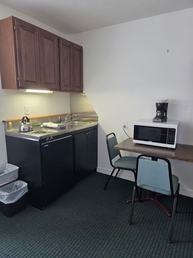 Superior Room, 1 King Bed, Fireplace photo 3
