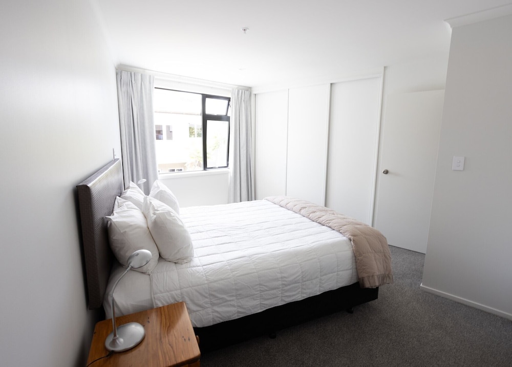 Premium Apartment, 2 Bedrooms, Beach View photo 3