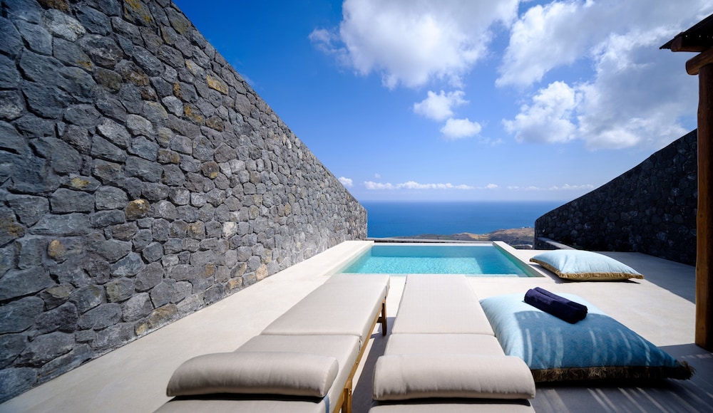 Junior Suite with Private Heated Pool - Photo 10