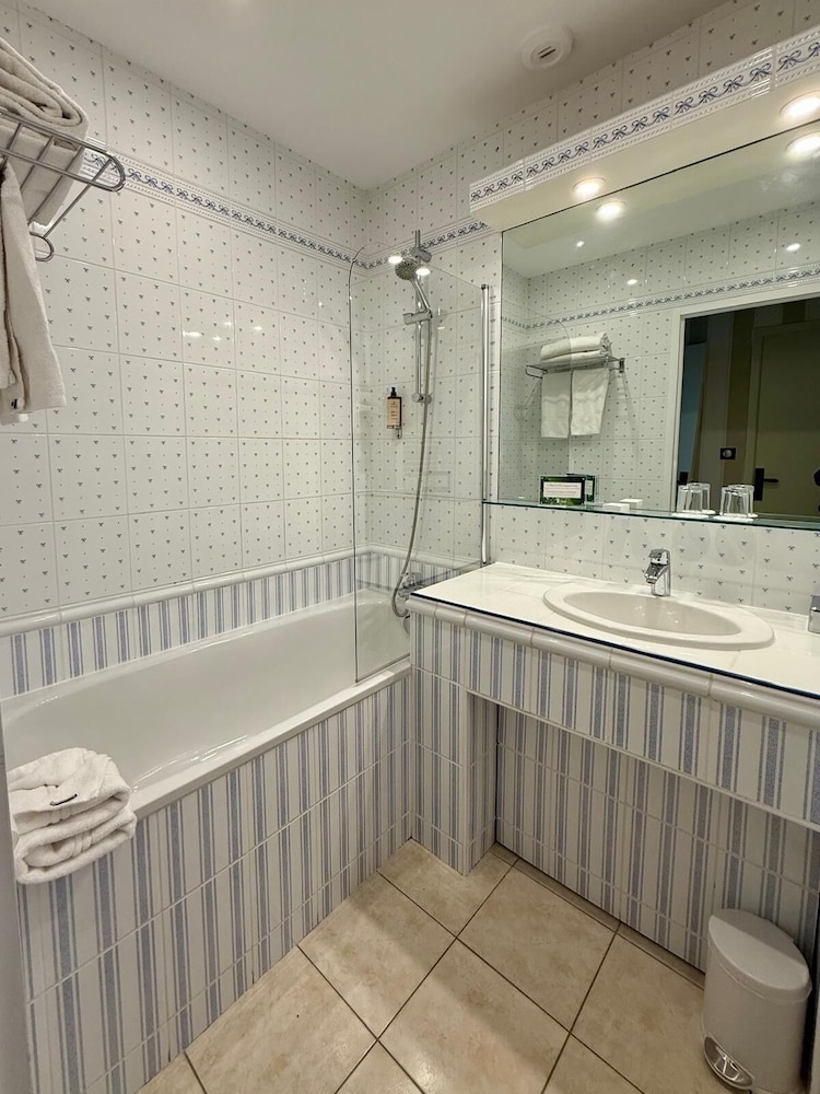 Superior Room, 1 Double Bed, Park View - Photo 4