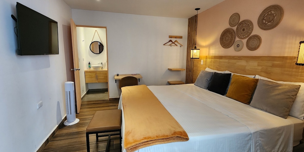 Superior Double Room, Balcony - Photo 19