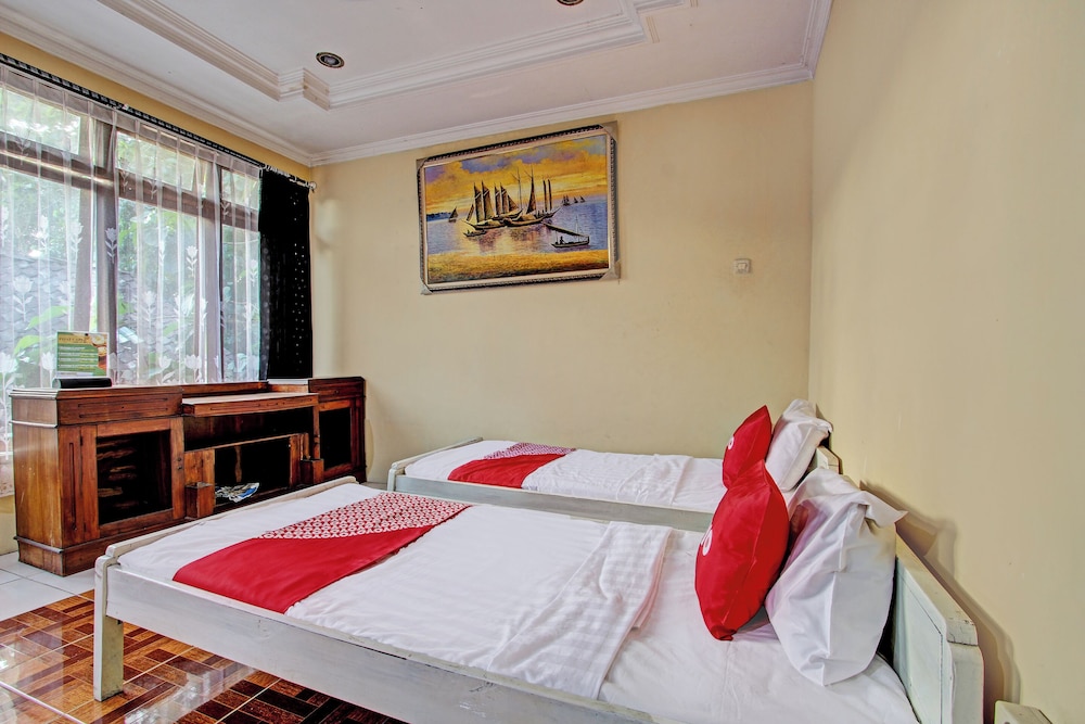 Deluxe Twin Room photo 3