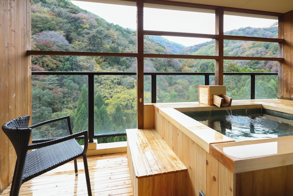 [Refresh / with hot spring open-air bath] Japanese-style room with bed  Juraku-dai, Non Smoking photo 3
