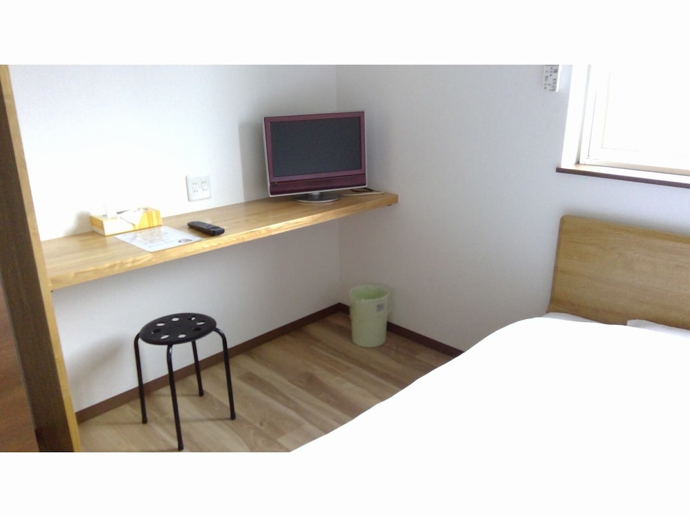 Room, 1 Semi Double Room, Non-Smoking photo 3
