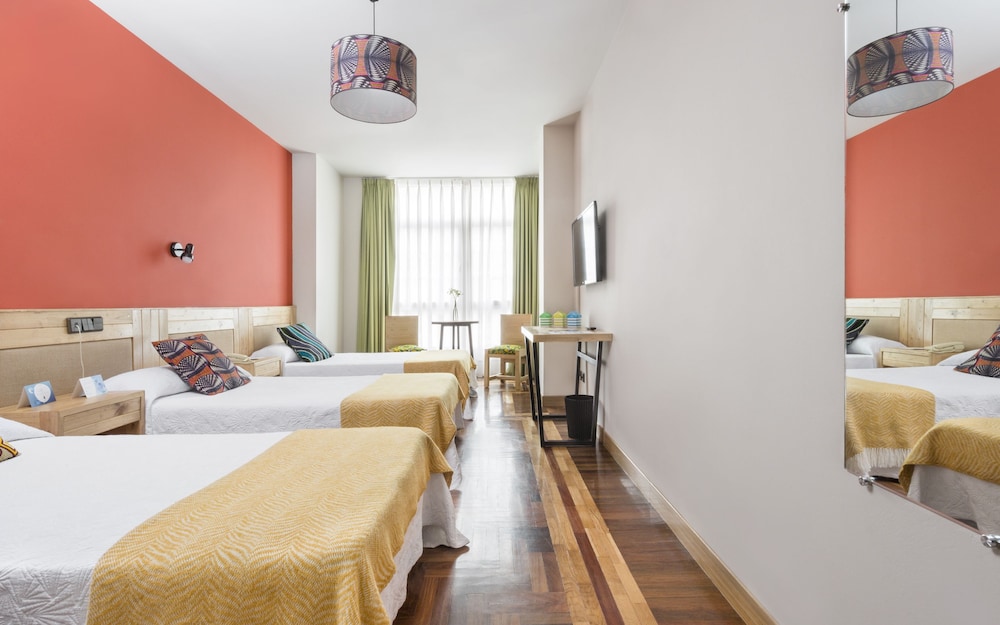 Superior Triple Room photo 3