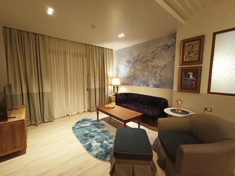 Family Suite - Photo 11