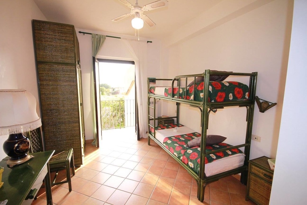 Standard Quadruple Room photo 2