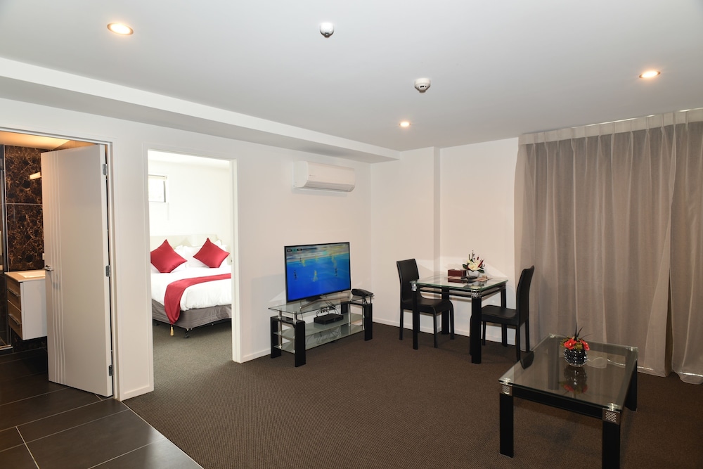 Suite, 1 Bedroom, City View