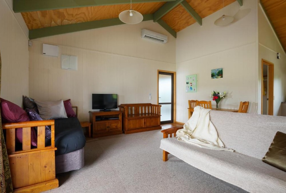 Two Bedroom Family Cottage photo 2