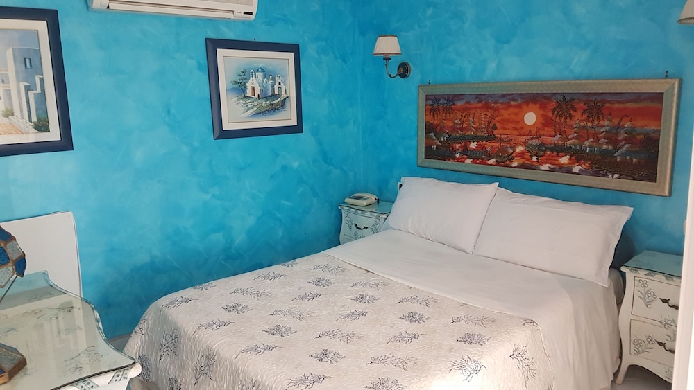 House, 2 Bedrooms