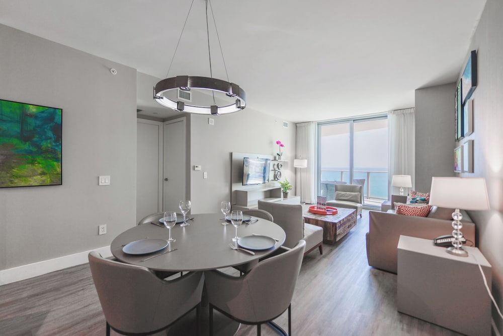 Luxury Apartment, 1 Bedroom, Ocean View photo 3