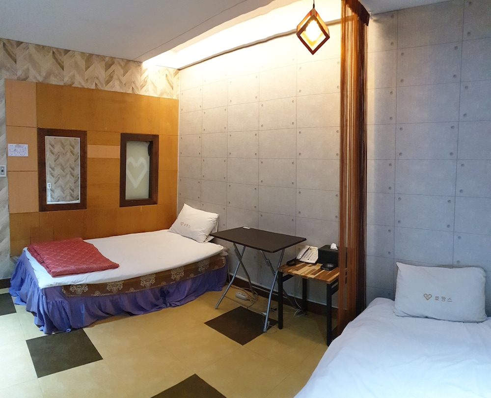 Twin Room photo 2