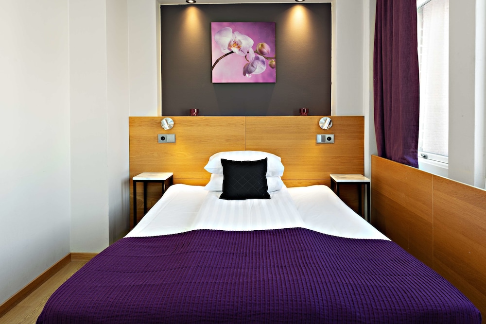 Economy Room, 1 Double Bed, Non Smoking - Photo 1