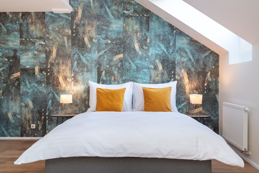 Luxury Apartment, Multiple Beds