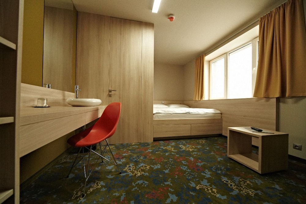 Standard Double Room, 1 Double Bed - Photo 6