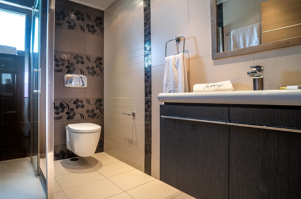 Superior Suite, Sea View (For 2) - Photo 5