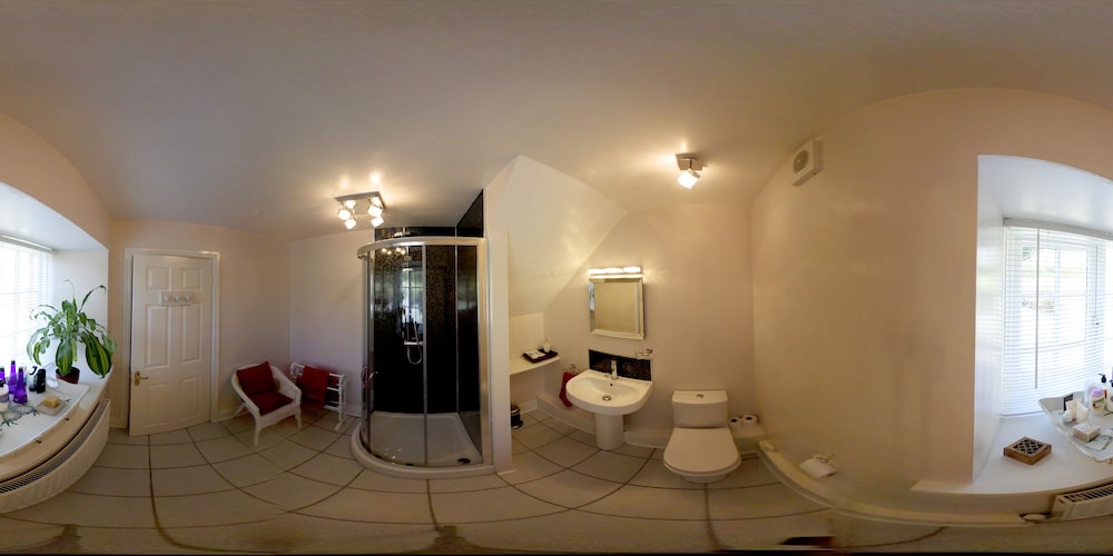 Deluxe Double Room (with Patio) photo 3