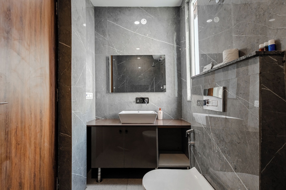 Luxury Apartment, Balcony, City View photo 2