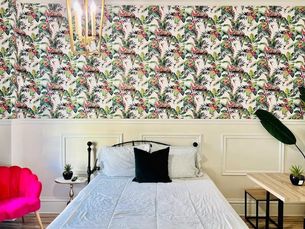 Economy Room