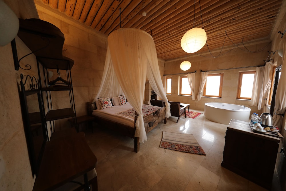 Superior Cave Suites Room photo 1