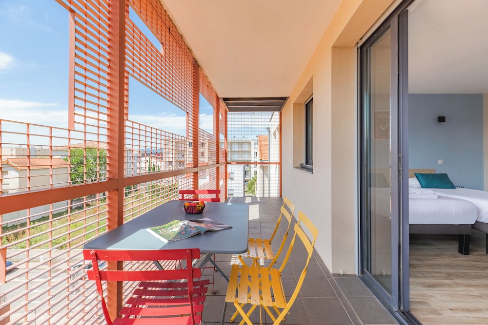 Standard Apartment - Photo 5
