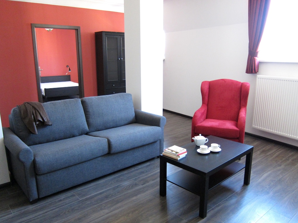 Apartment (for 2-4 people) photo 2