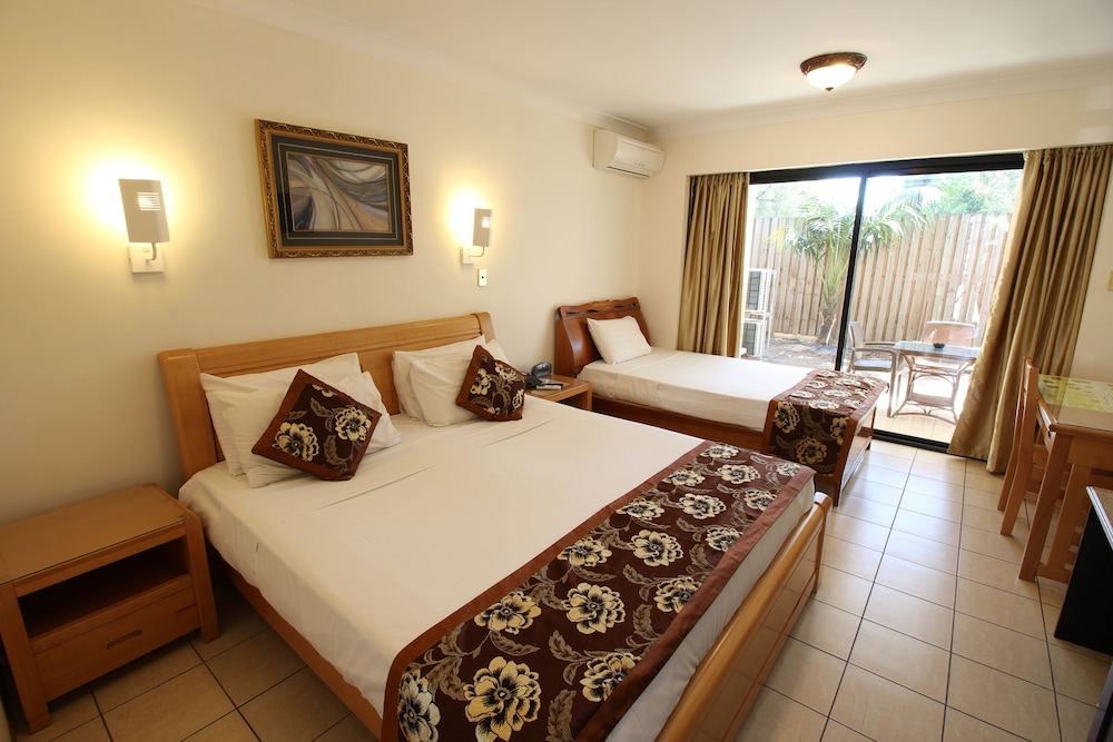 Standard Suite, 1 Bedroom, Non Smoking, Kitchenette