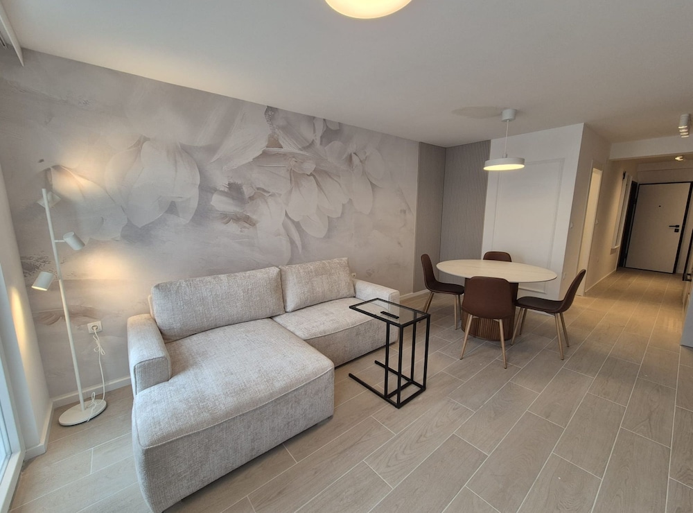 Apartment (One bedroom apartment I)