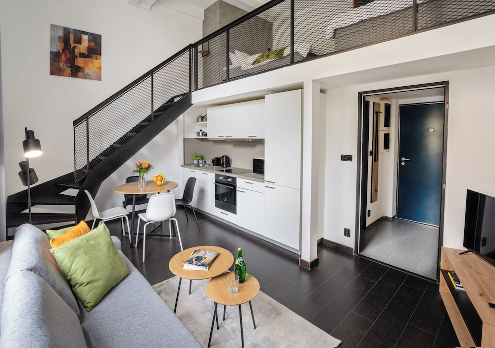 Comfort Apartment, Non Smoking, Courtyard View
