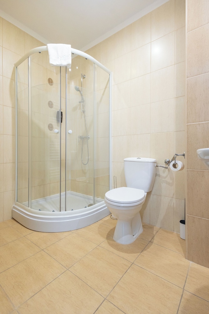 Standard Room - Photo 4