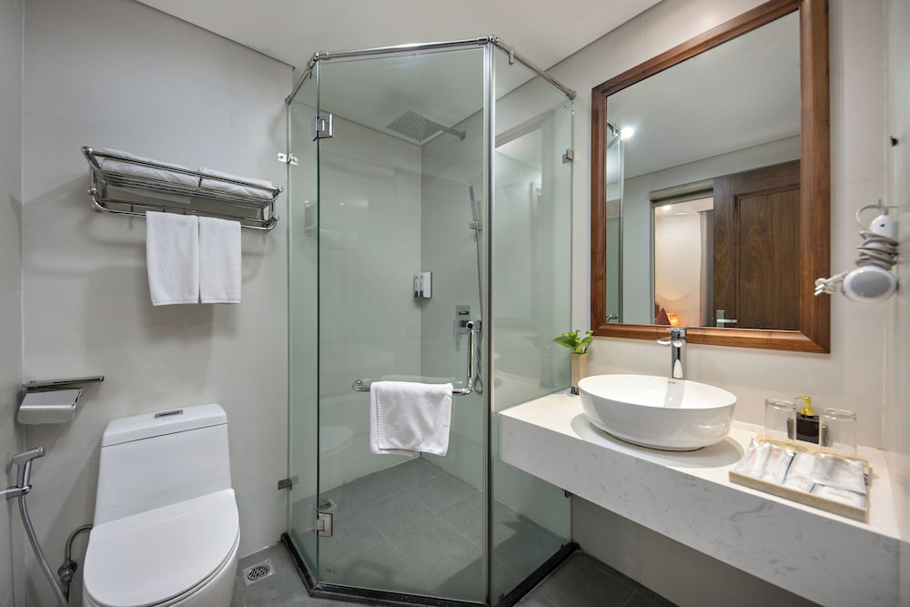 Deluxe Double Room, City View - Photo 2