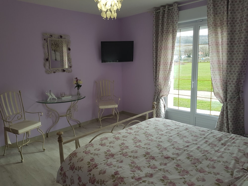Double Room (Elise) photo 2