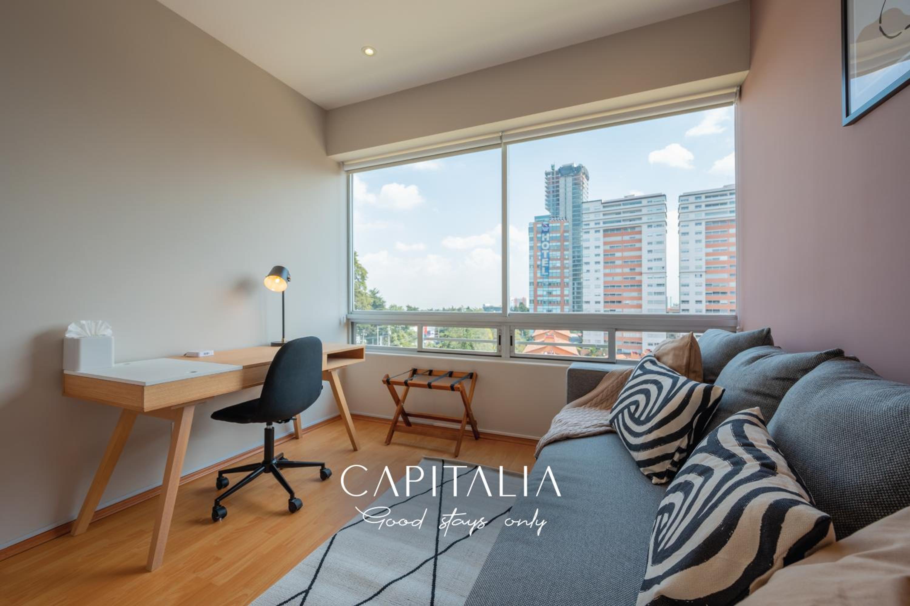 2 Bedrooms, Signature Apartment w/ Studio photo 1