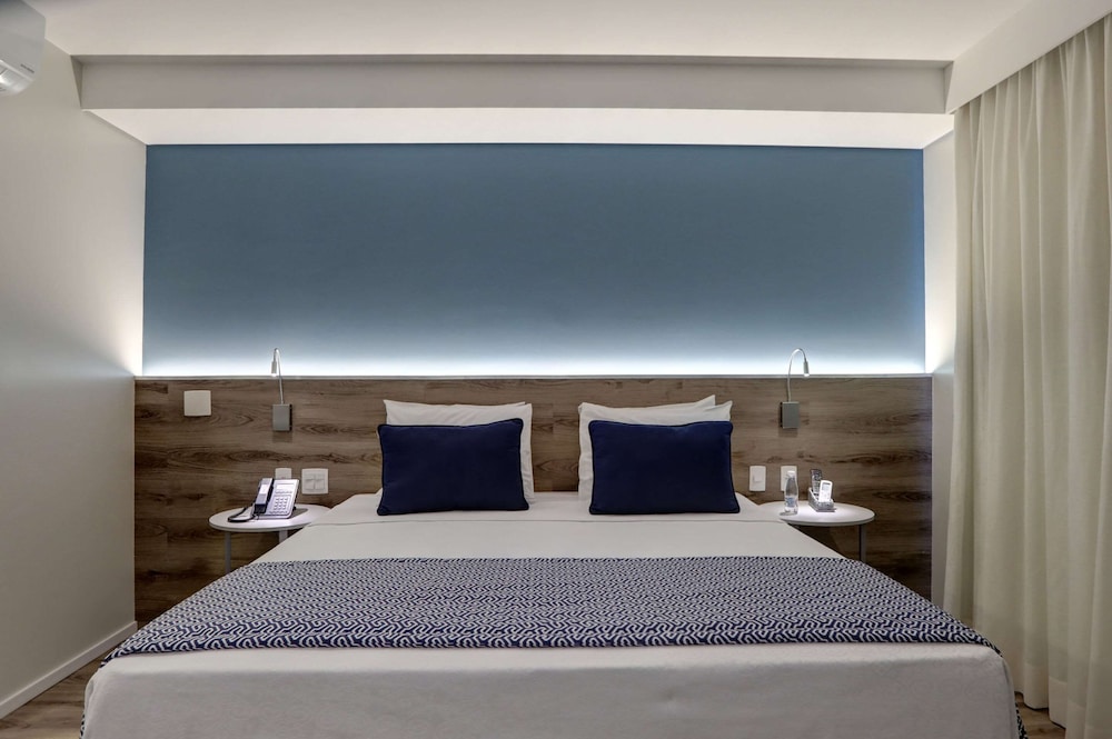 Deluxe Room - Photo 2