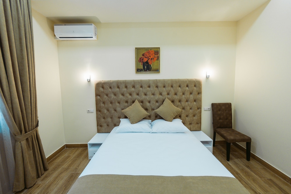 Design Double Room (Surenyants) photo 3
