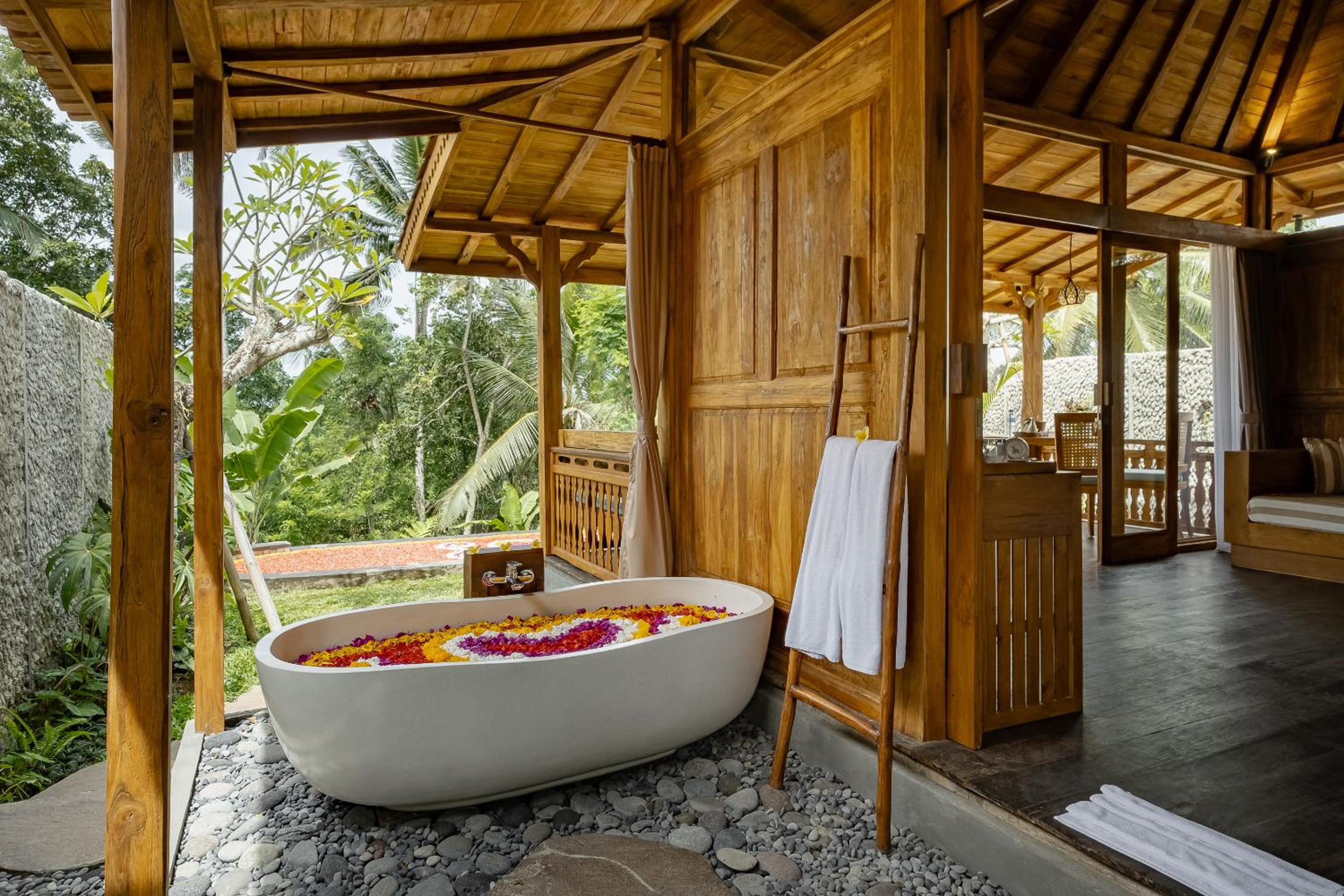 One-Bedroom Villa - Photo 31