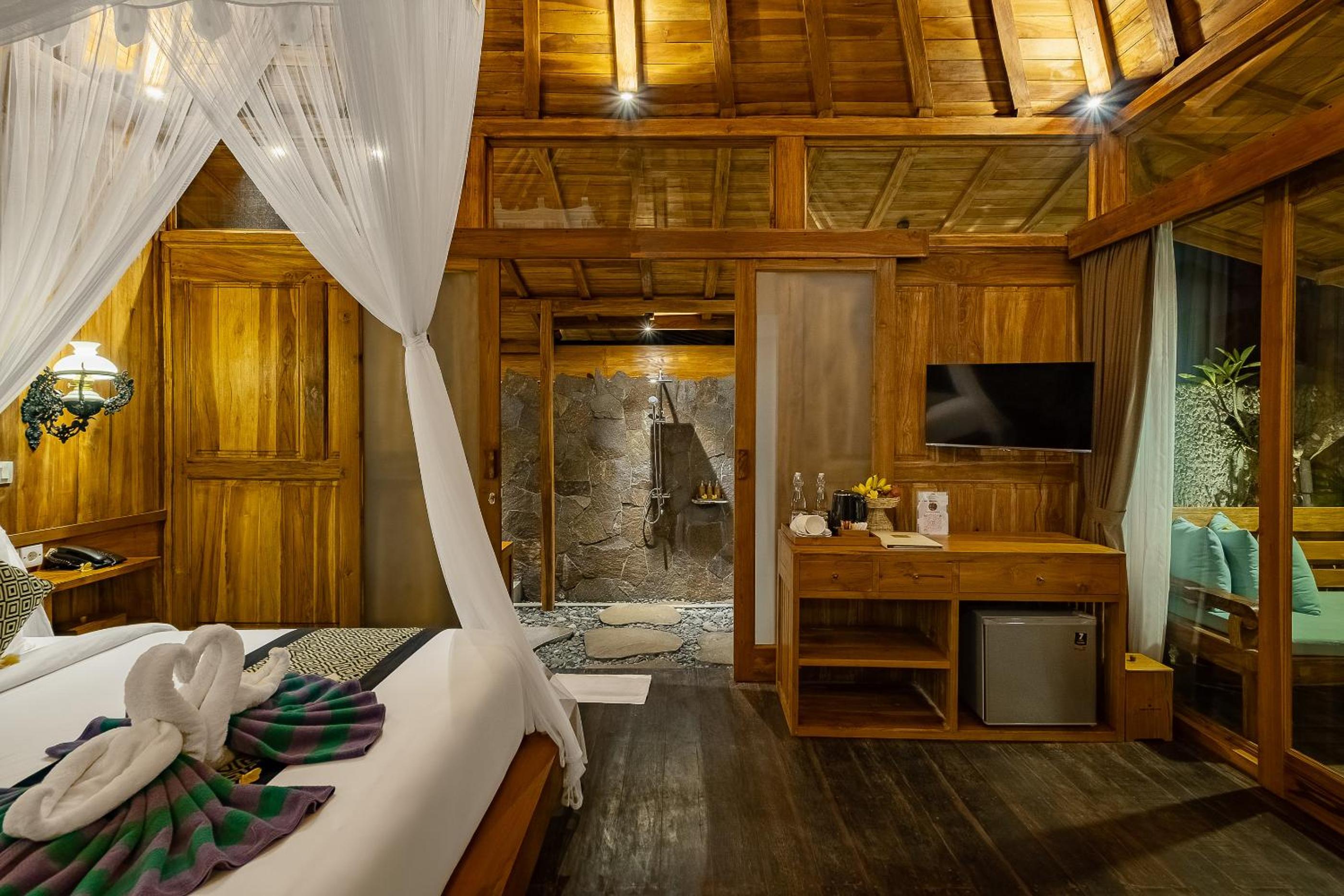 One-Bedroom Villa - Photo 106