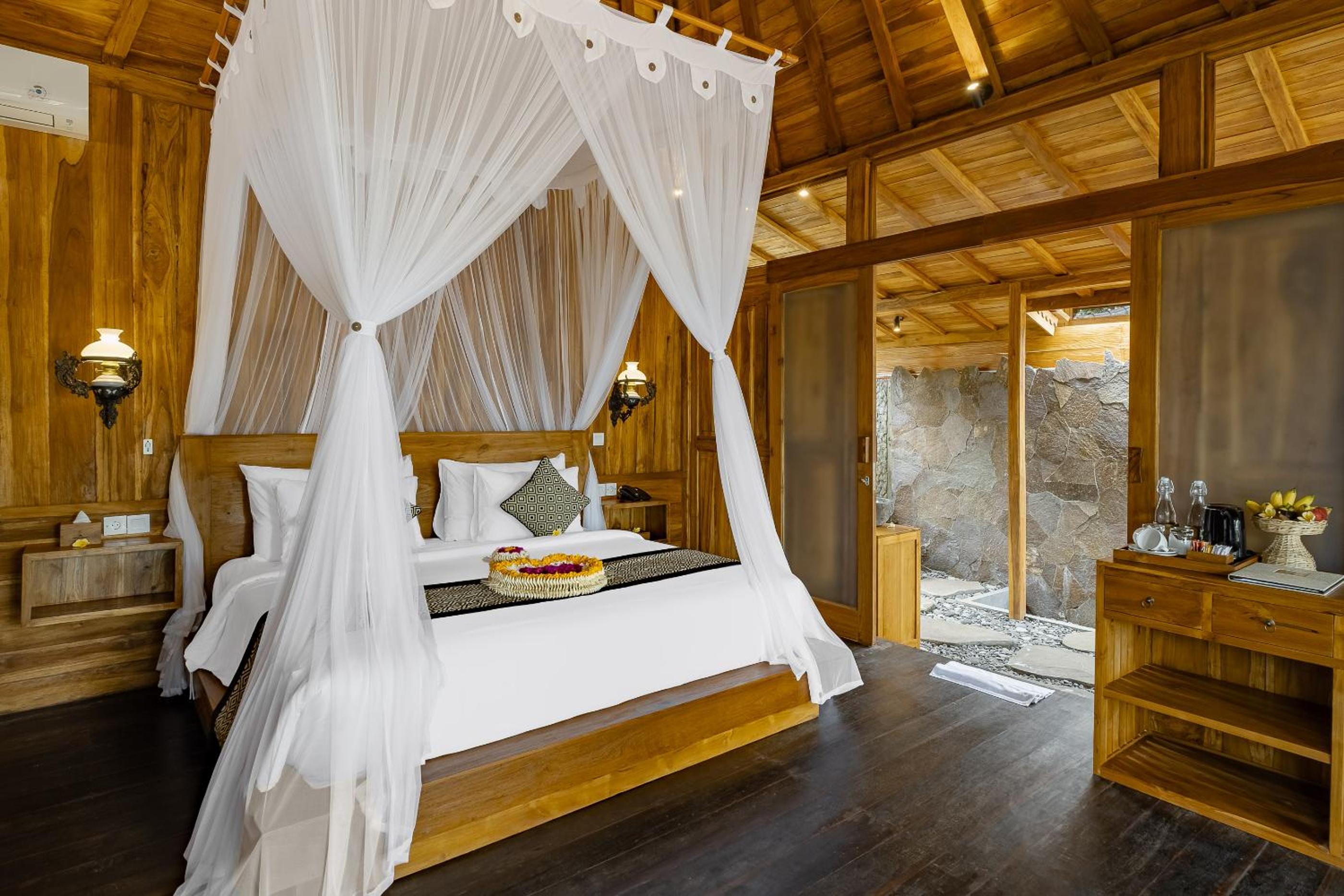 One-Bedroom Villa - Photo 97