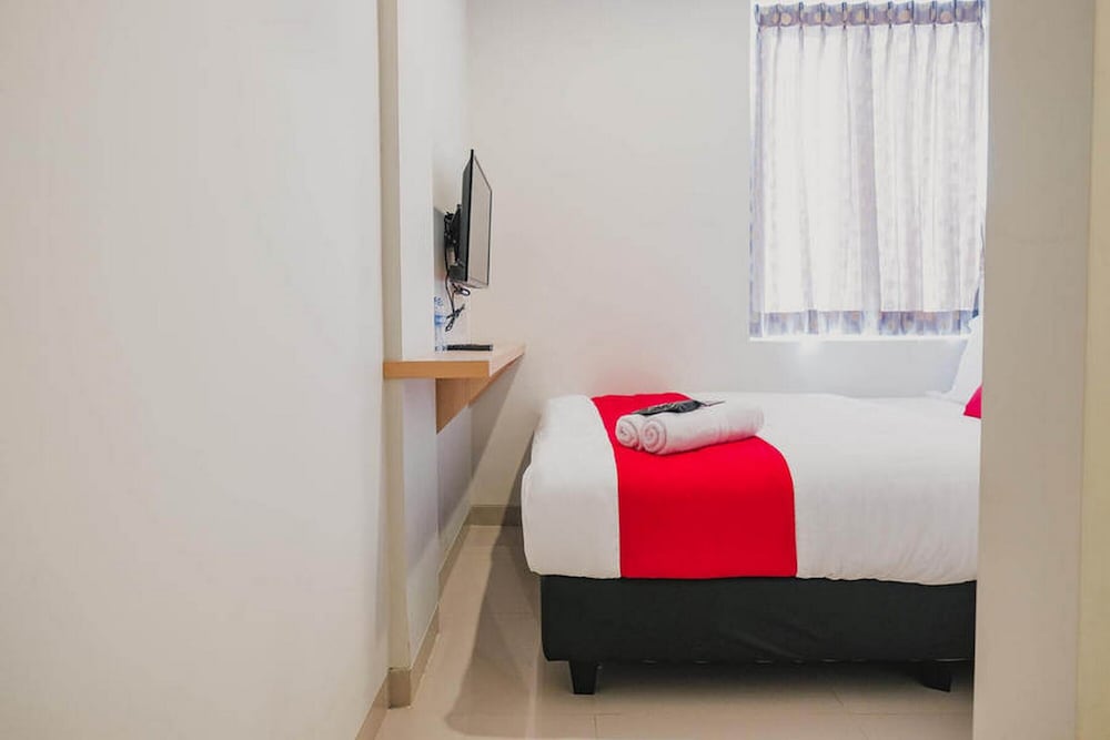 Deluxe Room - Photo 7