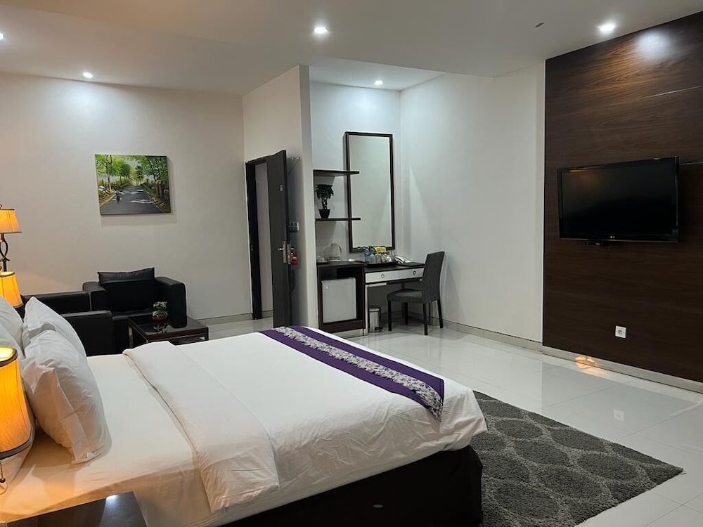 Suite, Garden View photo 2