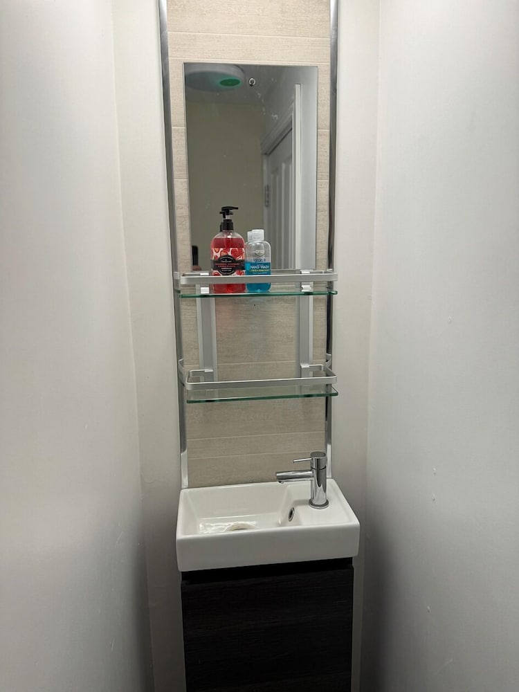 Triple Room, Shared Bathroom photo 2