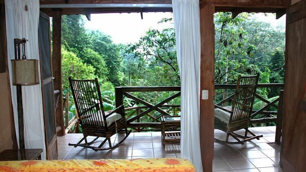Villa photo 3