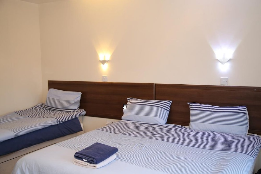 Quadruple Room, Ensuite photo 1