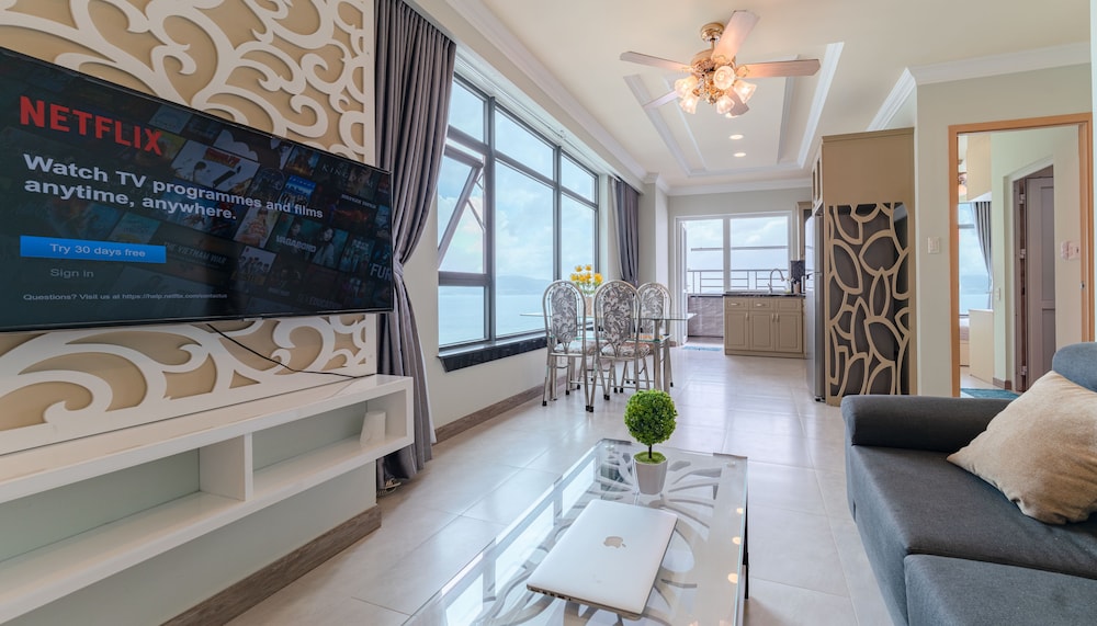 Superior Apartment, 2 Bedrooms, Sea View, Beachfront