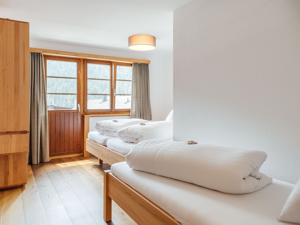 Apartment (5 Beds)