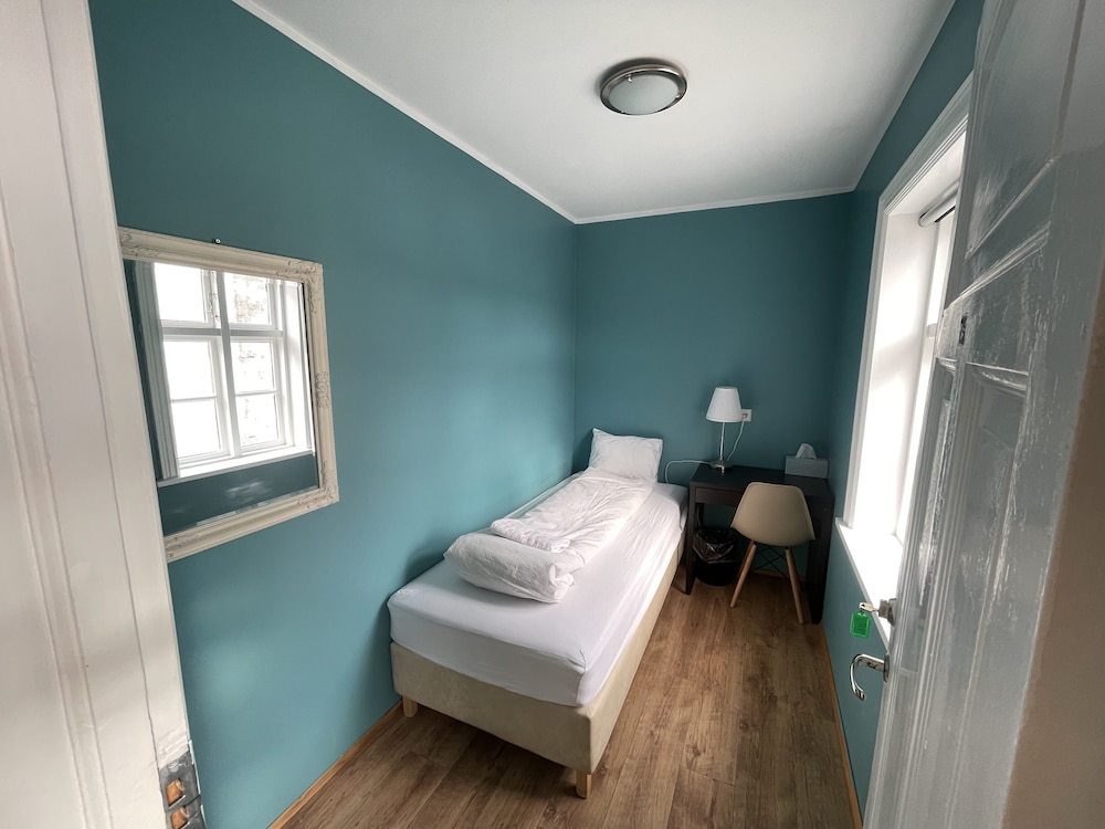Basic Single Room photo 1