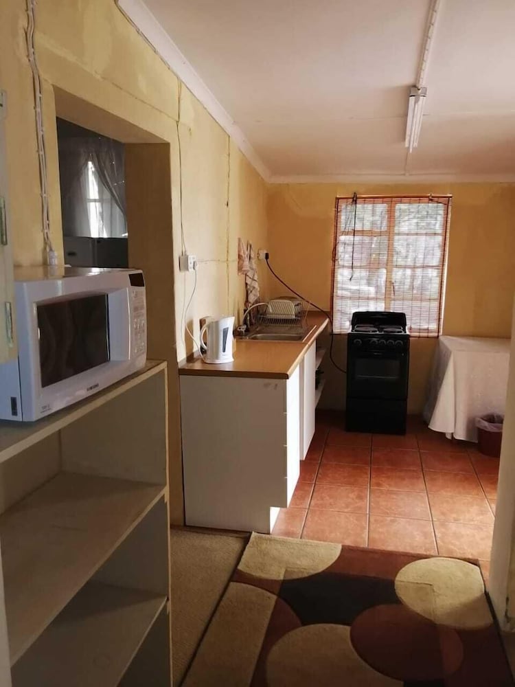 Room (Self Catering) photo 2