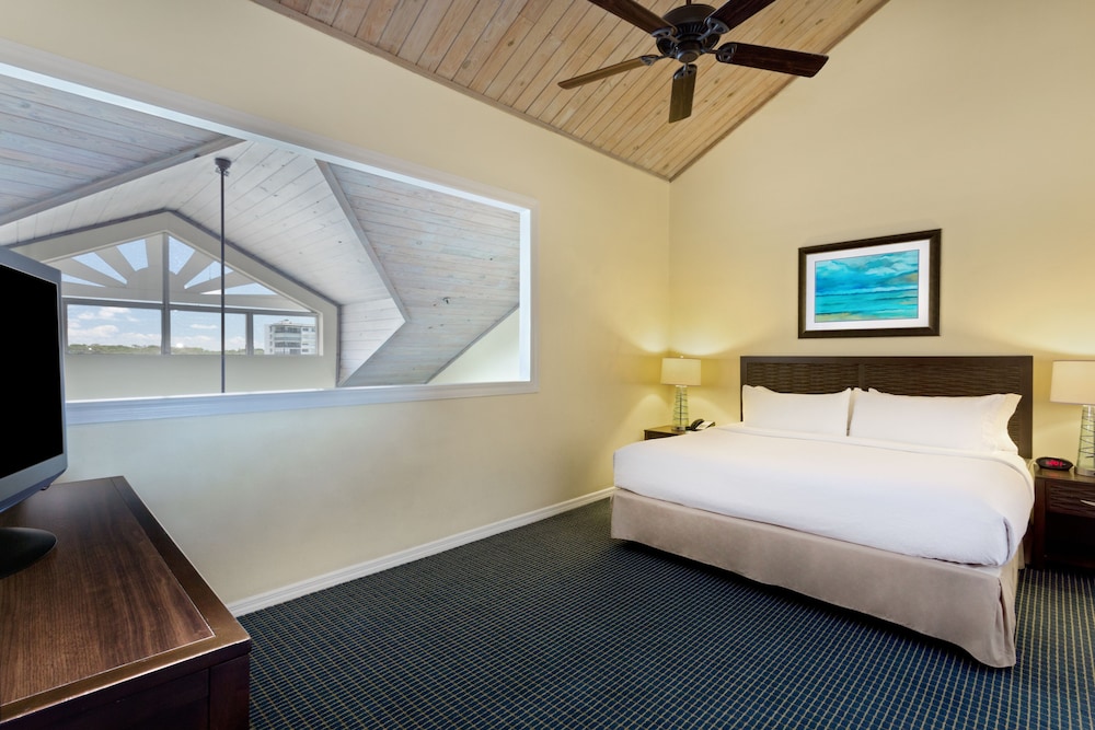 Suite, 1 Bedroom (Sunset View) photo 3